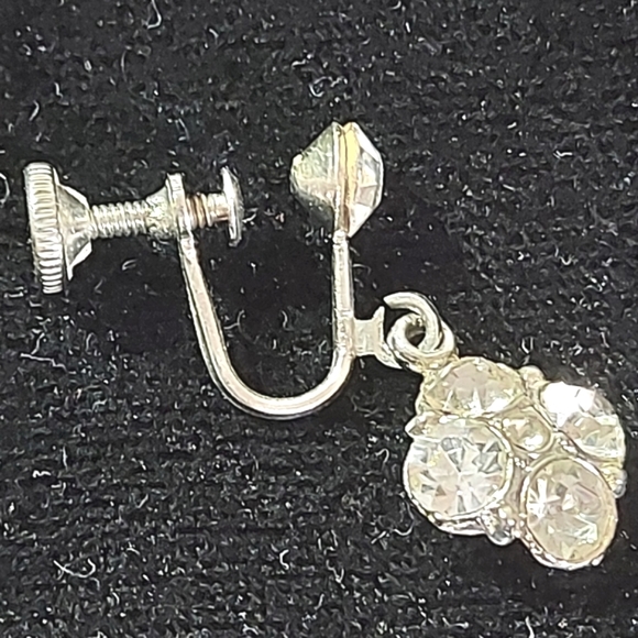 3 for$25- Vintage Crystal Drop Earrings with Screw Backs - Picture 8 of 9